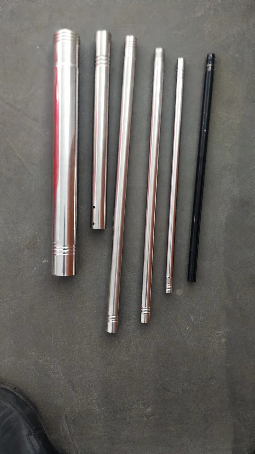 全自動(dòng)滾牙機(jī)打點(diǎn)機(jī)絲扣機(jī)蚊帳桿掃把桿