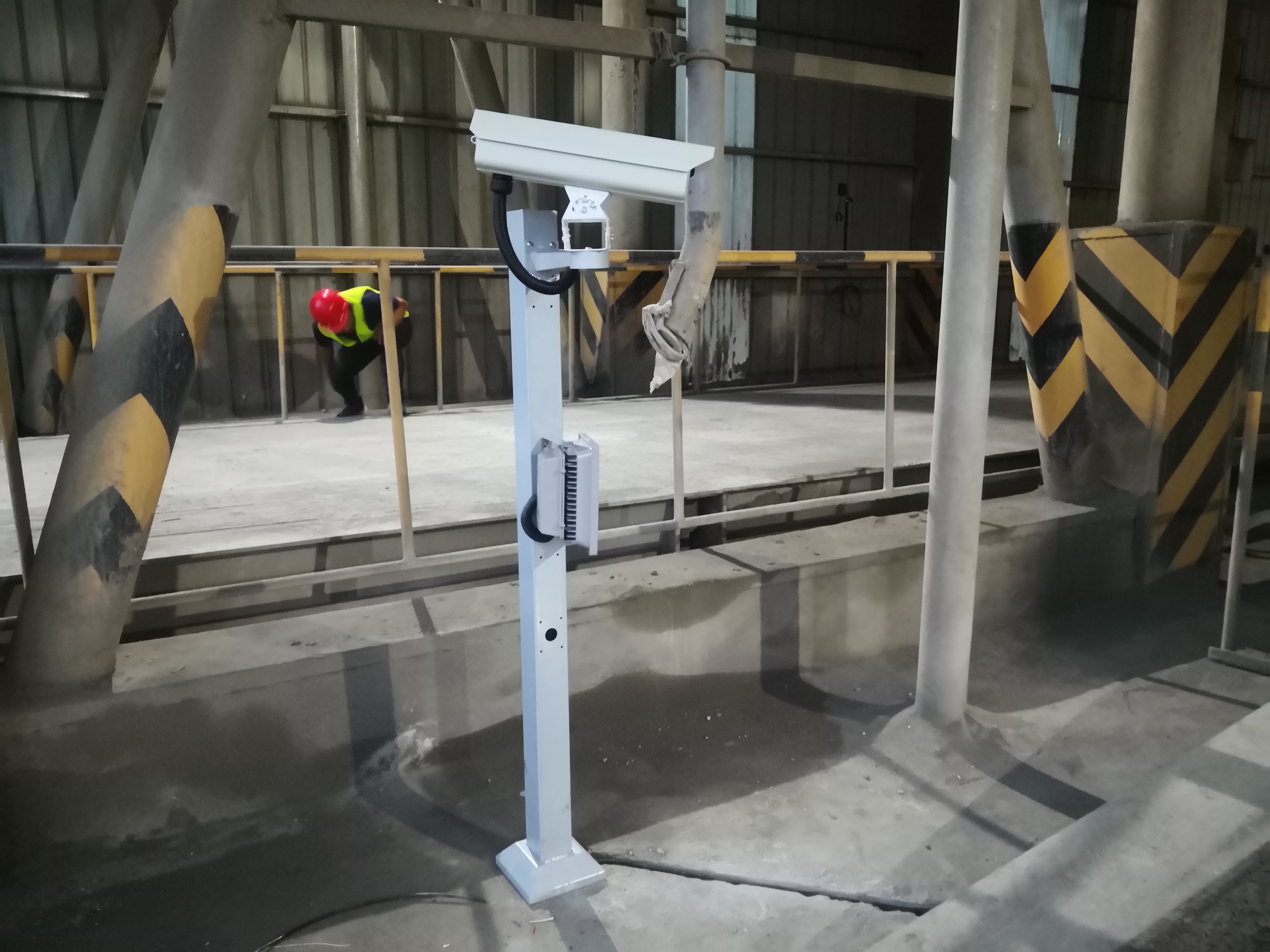 南陽(yáng)市鄧州市監(jiān)控安裝、周界防范、出入口道閘、門禁考勤、智能化安防工程