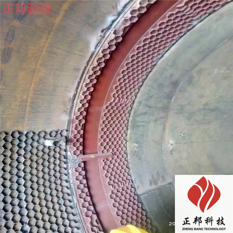 龜甲網(wǎng)耐磨膠泥廠家配方 剛玉防磨陶瓷膠泥使用方法