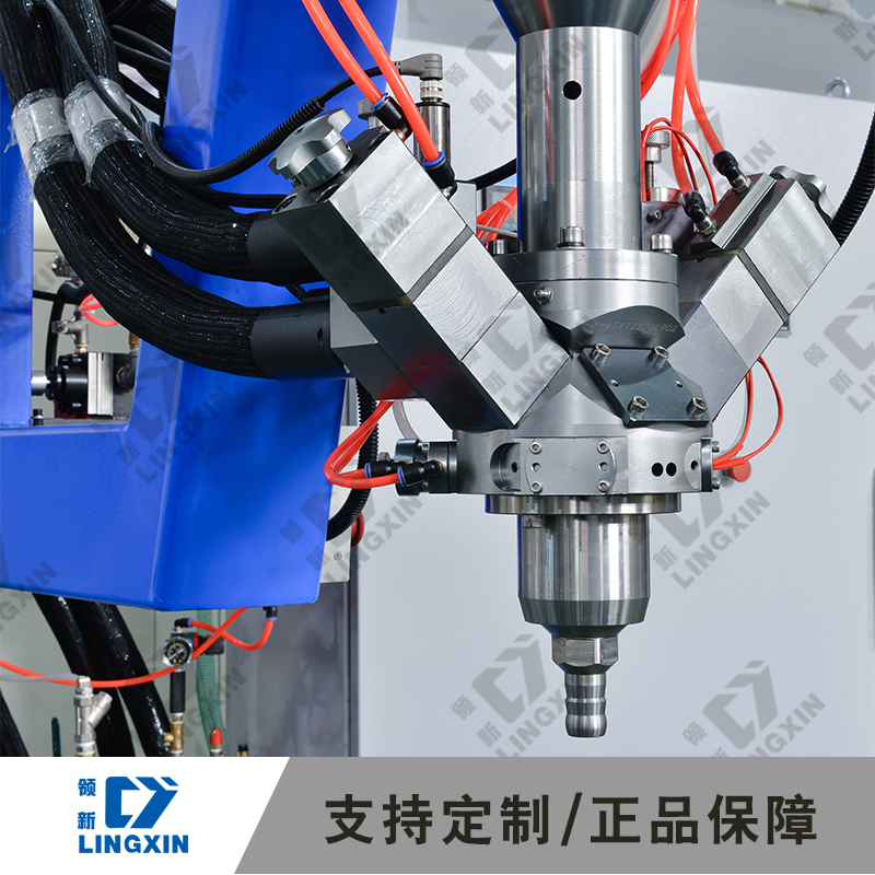 供應(yīng)領(lǐng)新金屬件包膠彈性體澆注機 聚氨酯彈性體澆注機