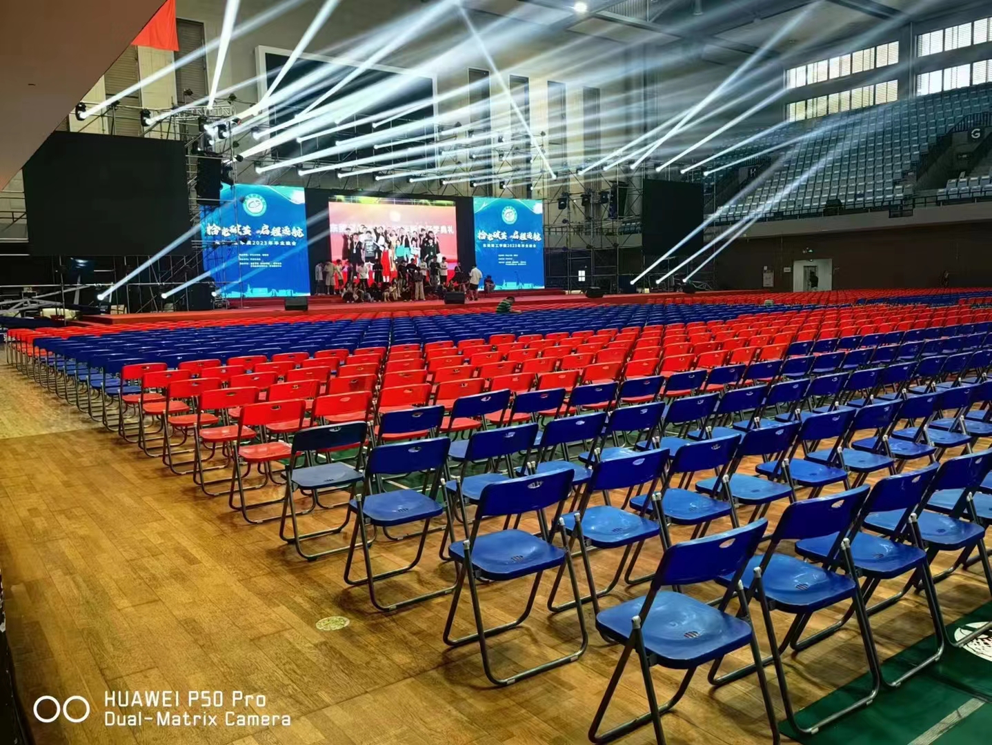 出租舞臺(tái)場地  舞臺(tái)租賃 表演舞臺(tái)租賃 廣州表演舞臺(tái)租賃【東莞福記慶典用品租賃有限公司】