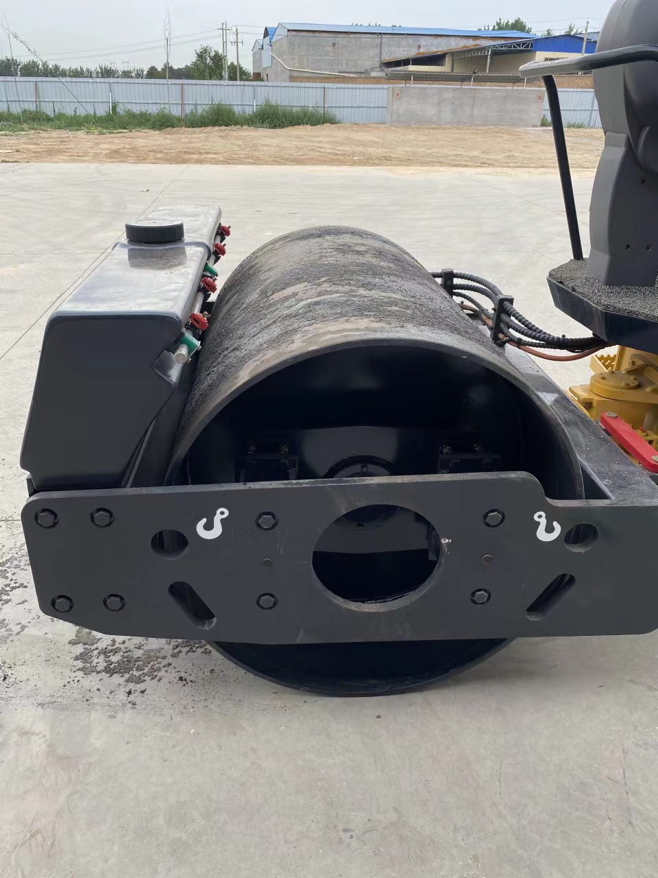 礦山井下巷道用壓路機廠家現(xiàn)貨供應 礦山井下單鋼輪巷道用壓路機廠家現(xiàn)貨供應