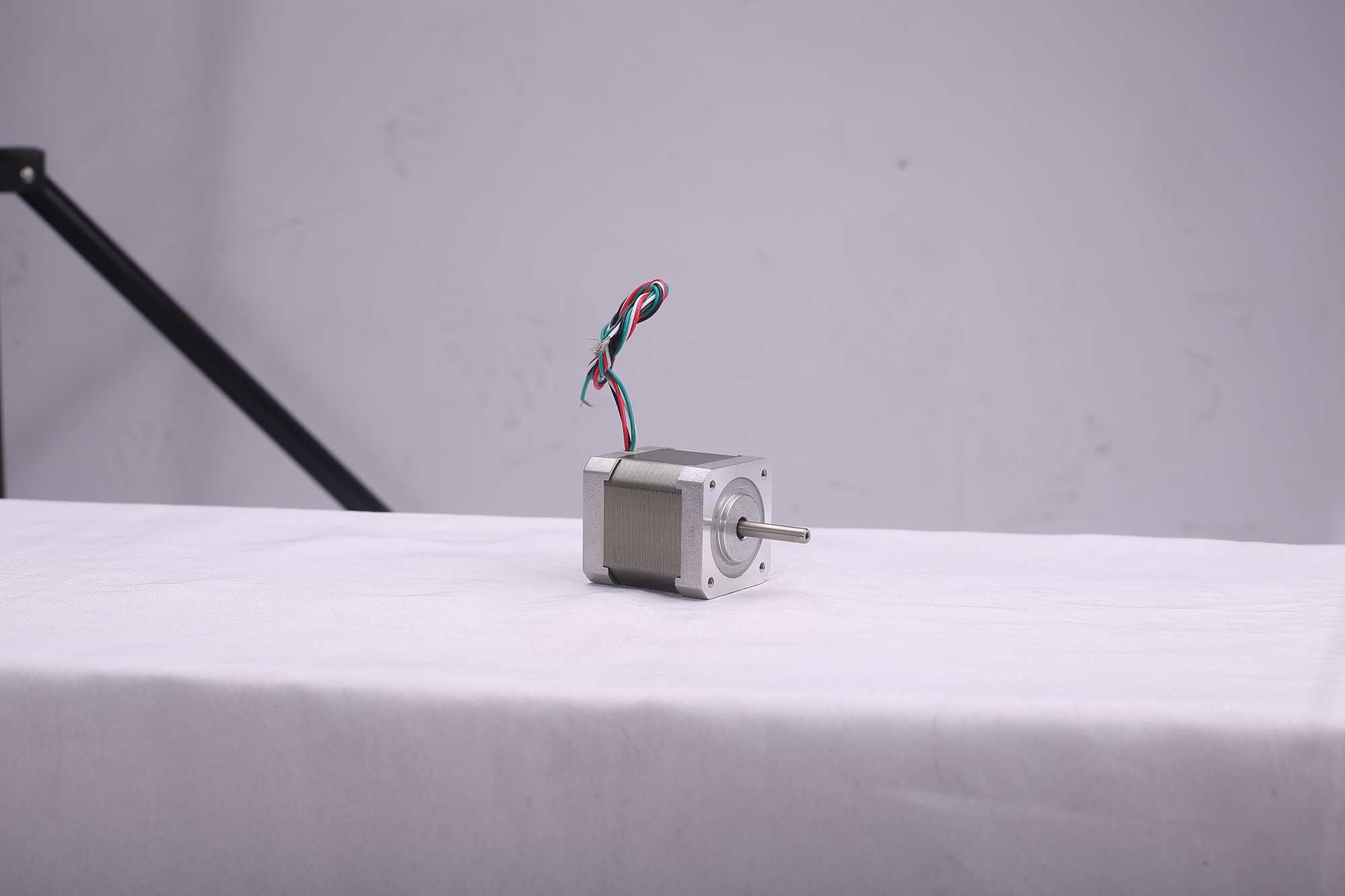 中固維科HS系列HS4248A耐高溫真空步進(jìn)電機(jī)特種馬達(dá)