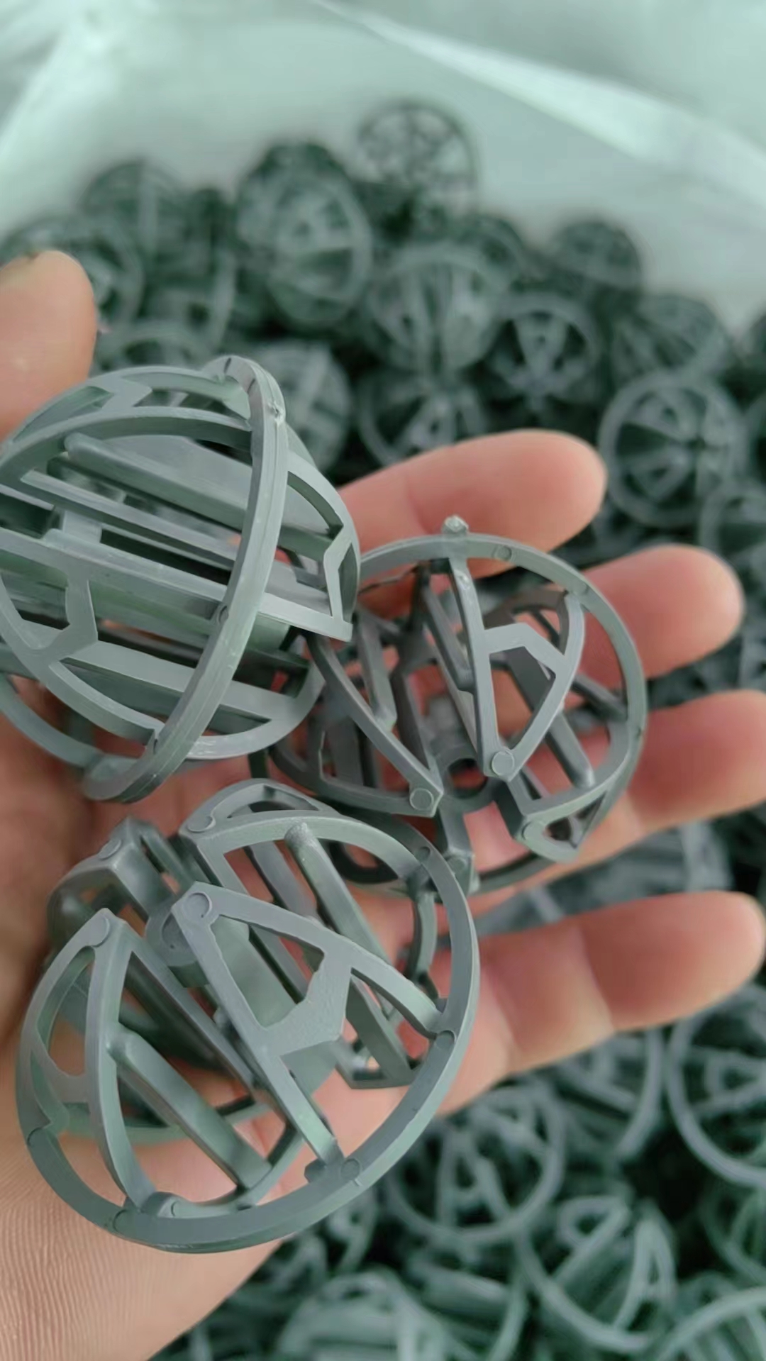 塑料環(huán)保球 哈凱登填料 空心聚丙烯沉淀池凈化污水處理配件 噴淋環(huán)保除塵填空球