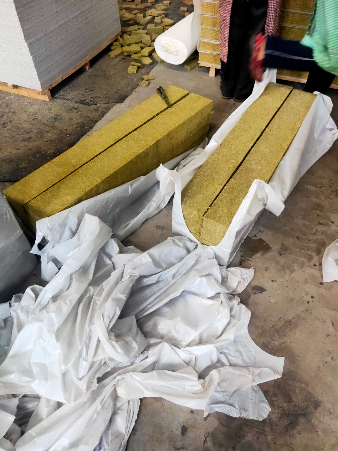 河北外墻一體板廠家，報價，批發(fā)【晉州市尚佳裝飾材料廠】