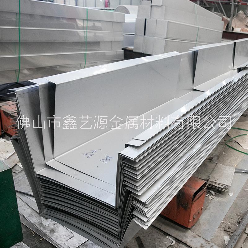 304不銹鋼天溝水槽廠房屋頂排水系統(tǒng)不銹鋼U型水槽