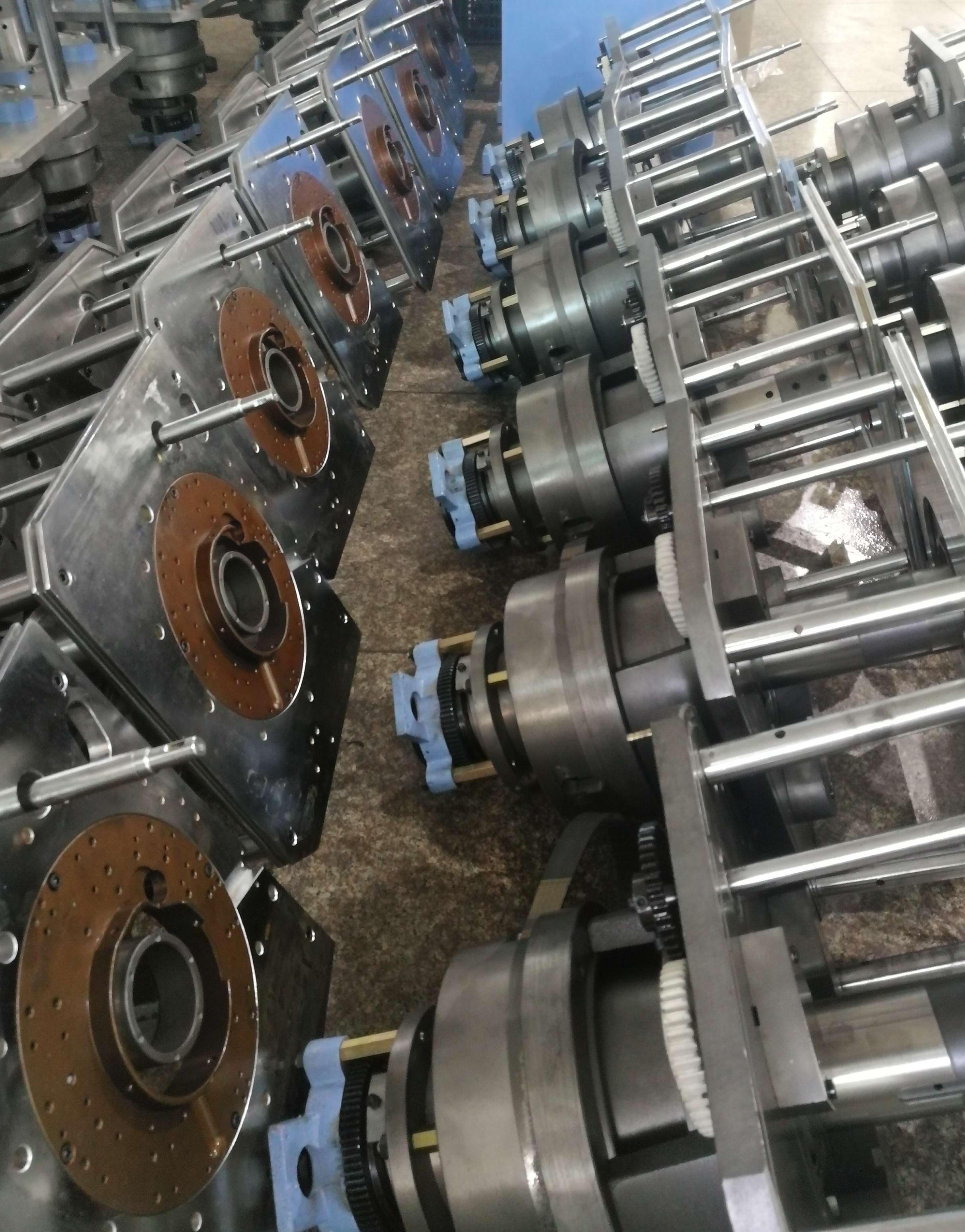 浙江豐豐4.5寸大口徑全電腦襪機(jī)生產(chǎn)廠家-批發(fā)-供應(yīng)商-哪家好【浙江來(lái)豐機(jī)電有限公司】