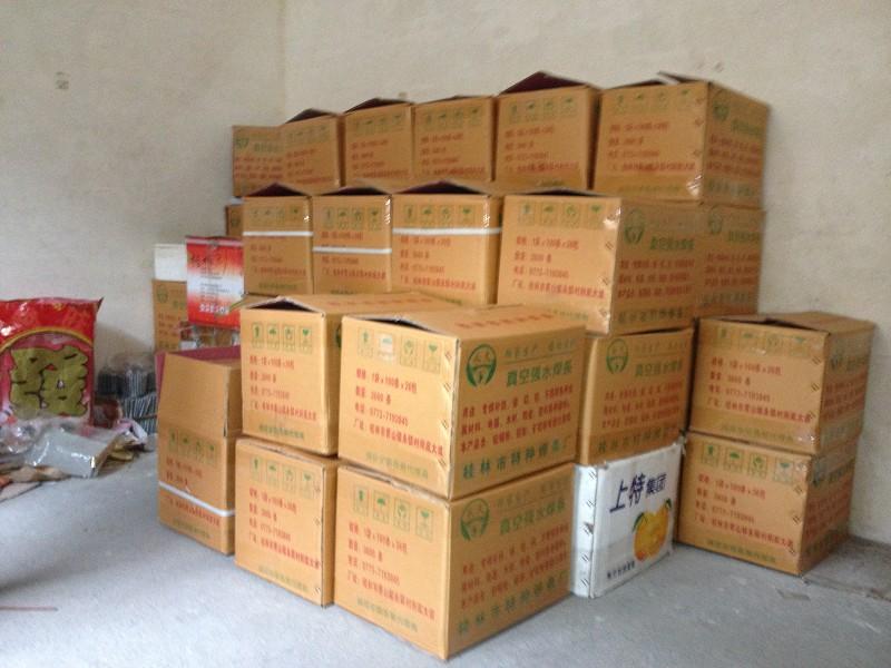 真空強水焊條本產(chǎn)品能補鐵、鋁、銅、不銹鋼等，焊補各種金屬材料，電器線頭，陶瓷、塑料，補各種器材。