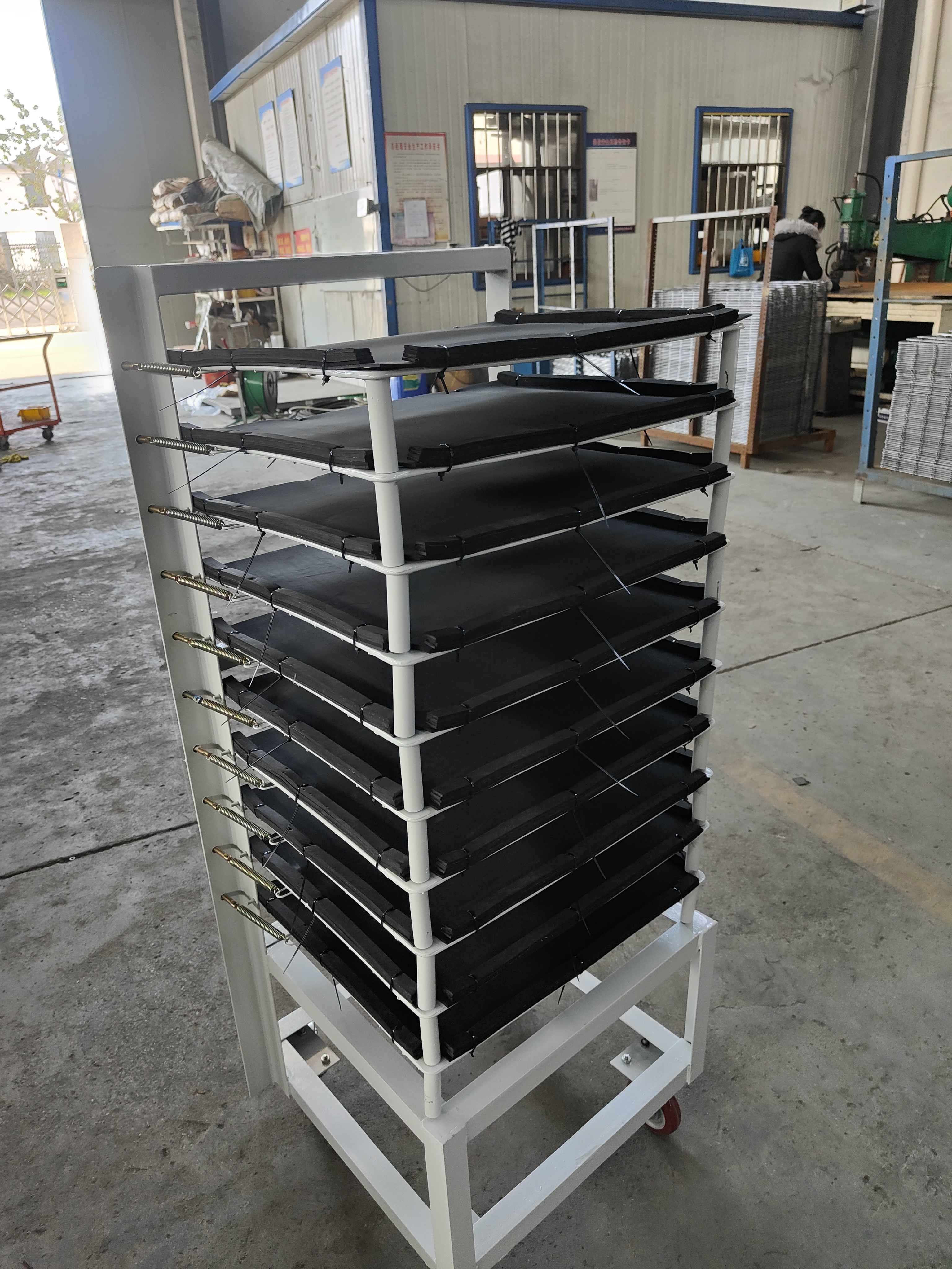 江蘇千層架廠家，批發(fā)，報(bào)價(jià)【南通全風(fēng)環(huán)?？萍加邢薰尽?  title=