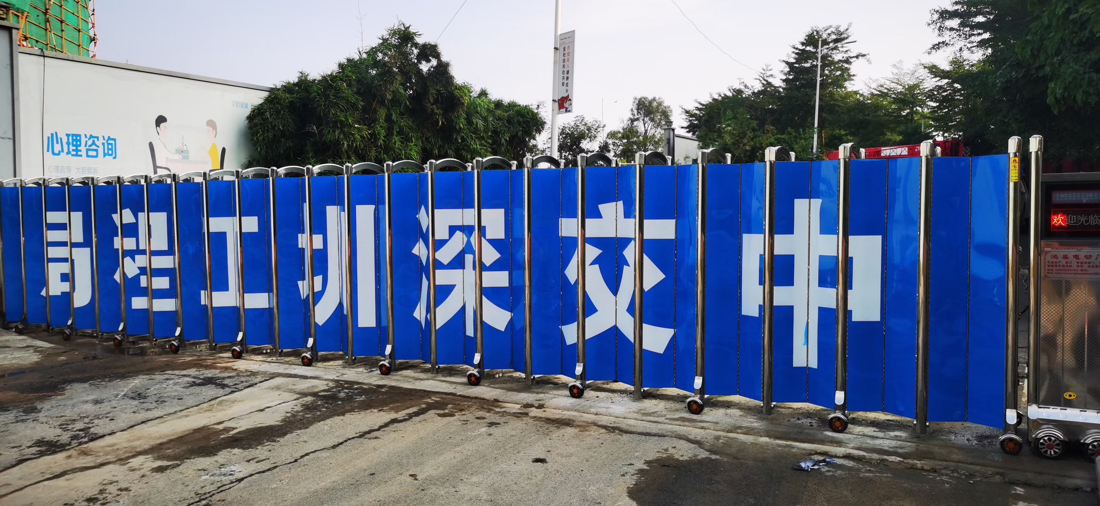 石灣電動(dòng)門(mén)伸縮門(mén)廠家智能車(chē)牌識(shí)別伸縮門(mén) 段滑門(mén)工業(yè)么門(mén) 石灣伸縮門(mén)電動(dòng)伸縮門(mén)廠家 石灣電動(dòng)門(mén)伸縮門(mén)廠家