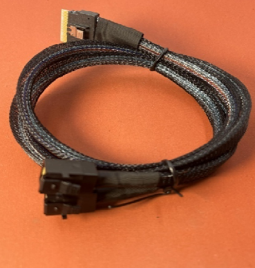 威聯(lián)創(chuàng)供應(yīng)sff8654 2 sff8643高速線