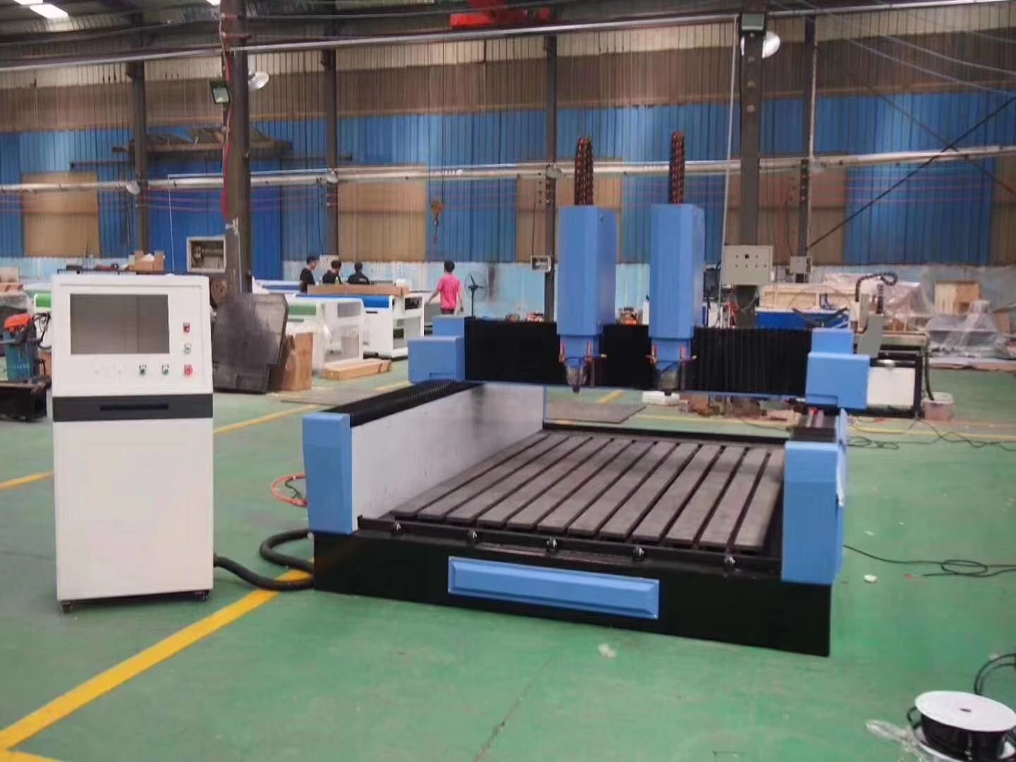 四頭重型石材雕刻機(jī)多少錢 四頭重型石材雕刻機(jī)供應(yīng)商