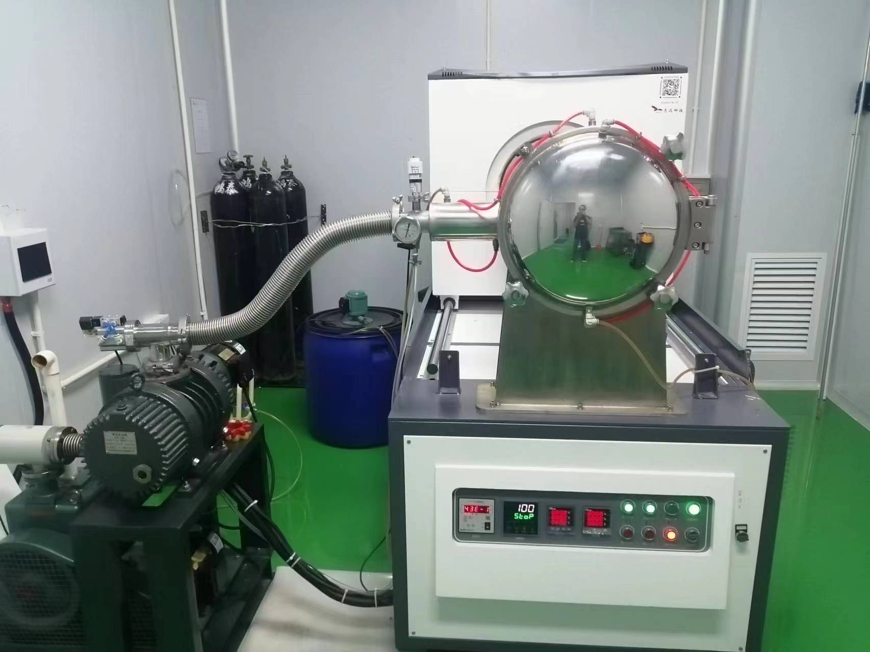 滑軌式真空燒結(jié)爐