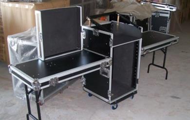 廣州標(biāo)準(zhǔn)U箱機(jī)柜生產(chǎn)_定制_價(jià)格_銷(xiāo)售【長(zhǎng)沙三龍箱包制造有限公司】