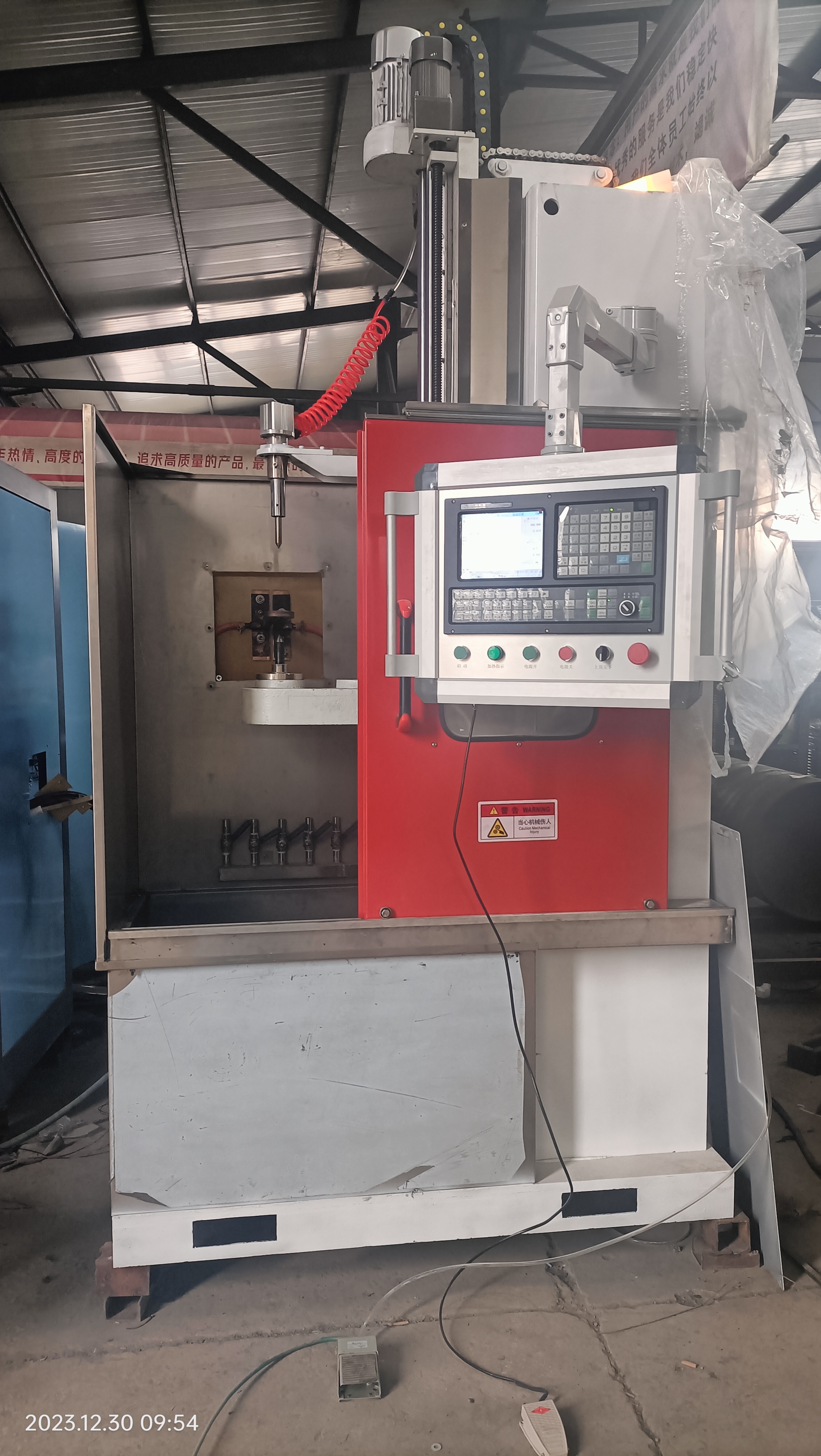 淬火機床  河北中清新能機床設(shè)備制造  保定淬火機床供應(yīng)商  淬火機床 河北保定中清新能電熱設(shè)備制造