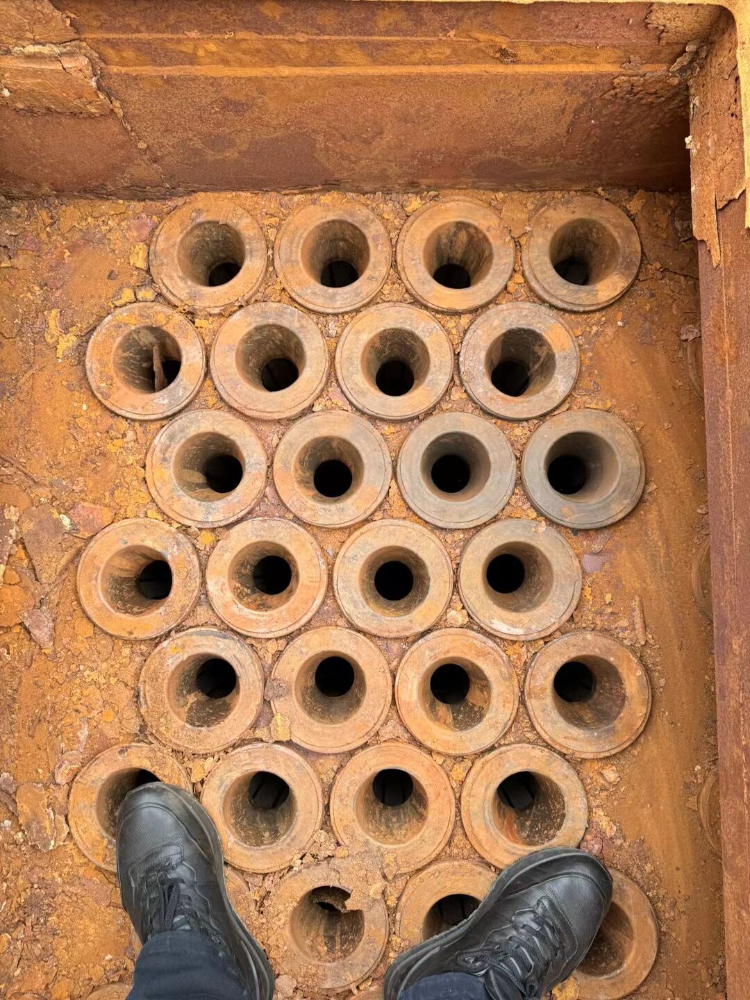 出售 10噸布袋除塵器，直徑133毫米
