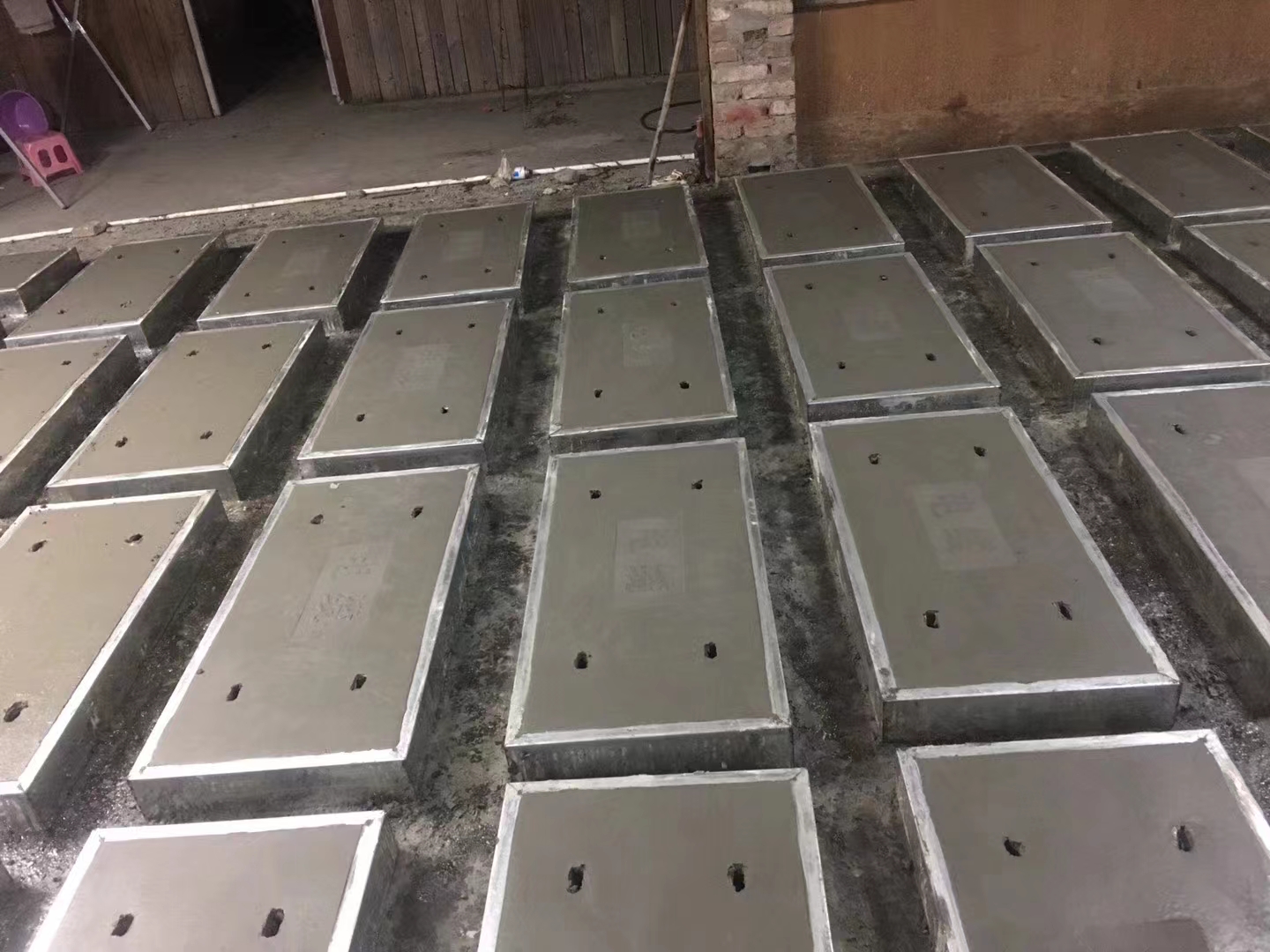 珠海水溝蓋板生產(chǎn)廠家供應(yīng)商.混凝土水溝蓋板定制廠家.水溝蓋板價格