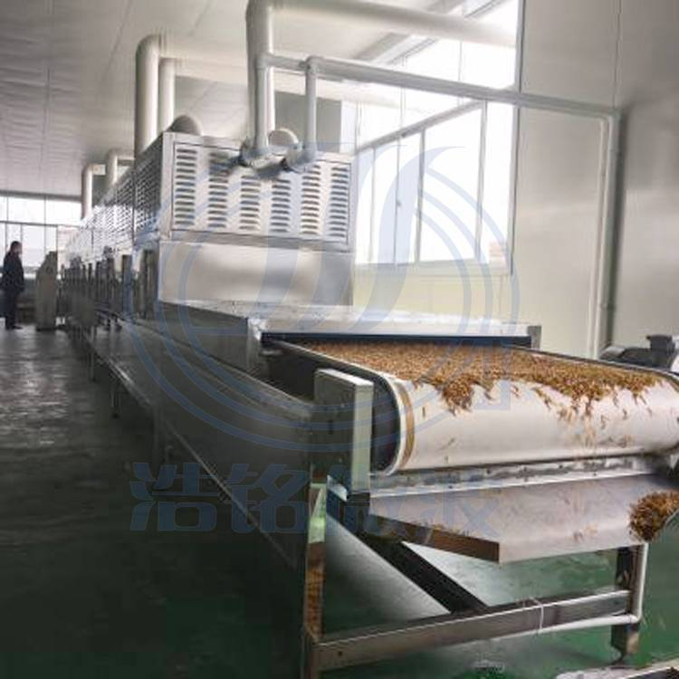 五香花生米微波烘烤設(shè)備 600斤微波熟化設(shè)備 微波炒貨機(jī)