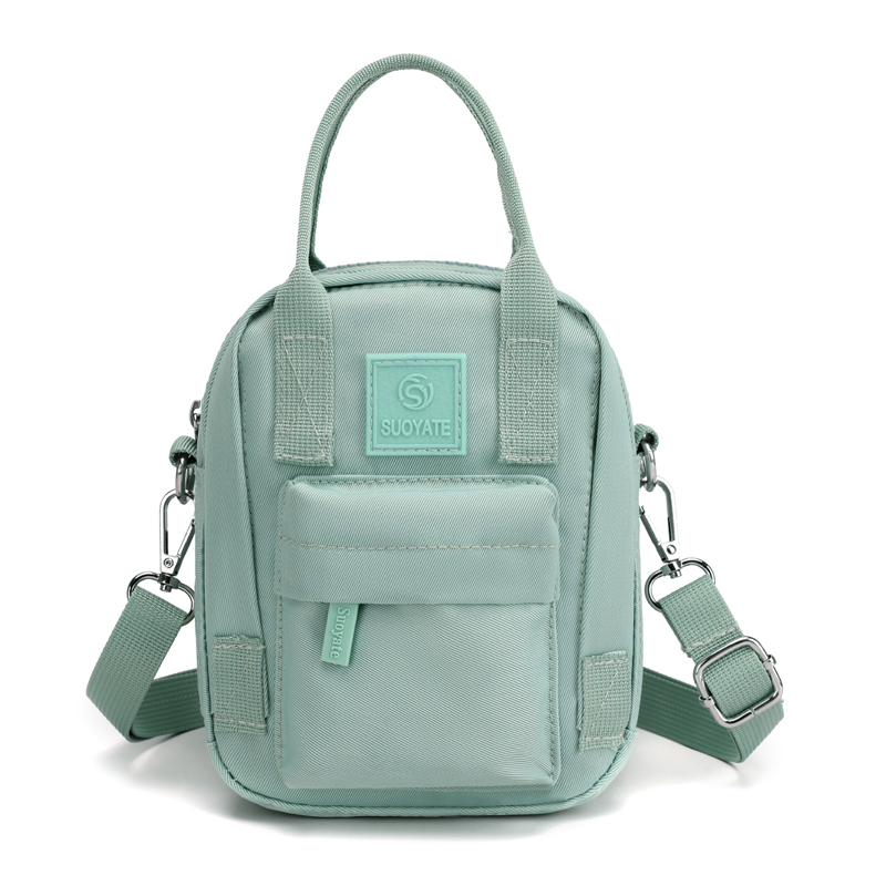 輕盈時(shí)尚尼龍包簡約靚麗休閑包通勤單肩包時(shí)尚女士出街潮流斜挎包