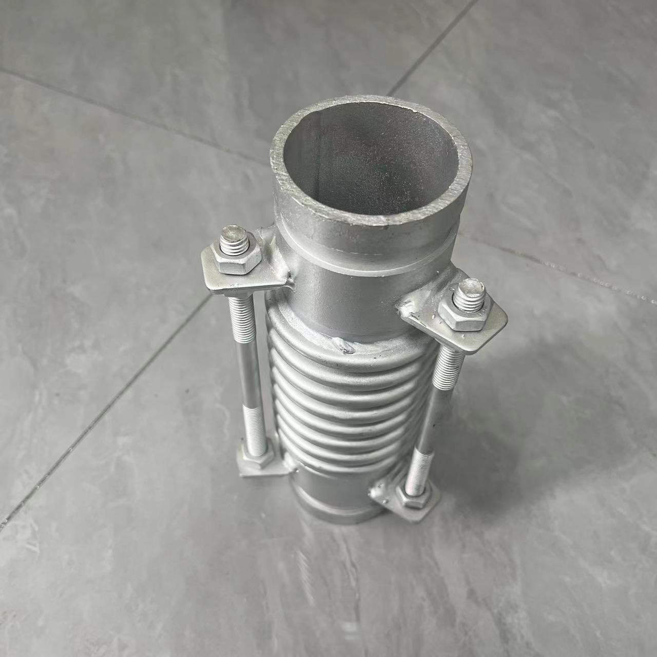 不銹鋼溝槽式波紋補償器 耐高壓消防管道卡箍式膨脹節(jié)快速接頭