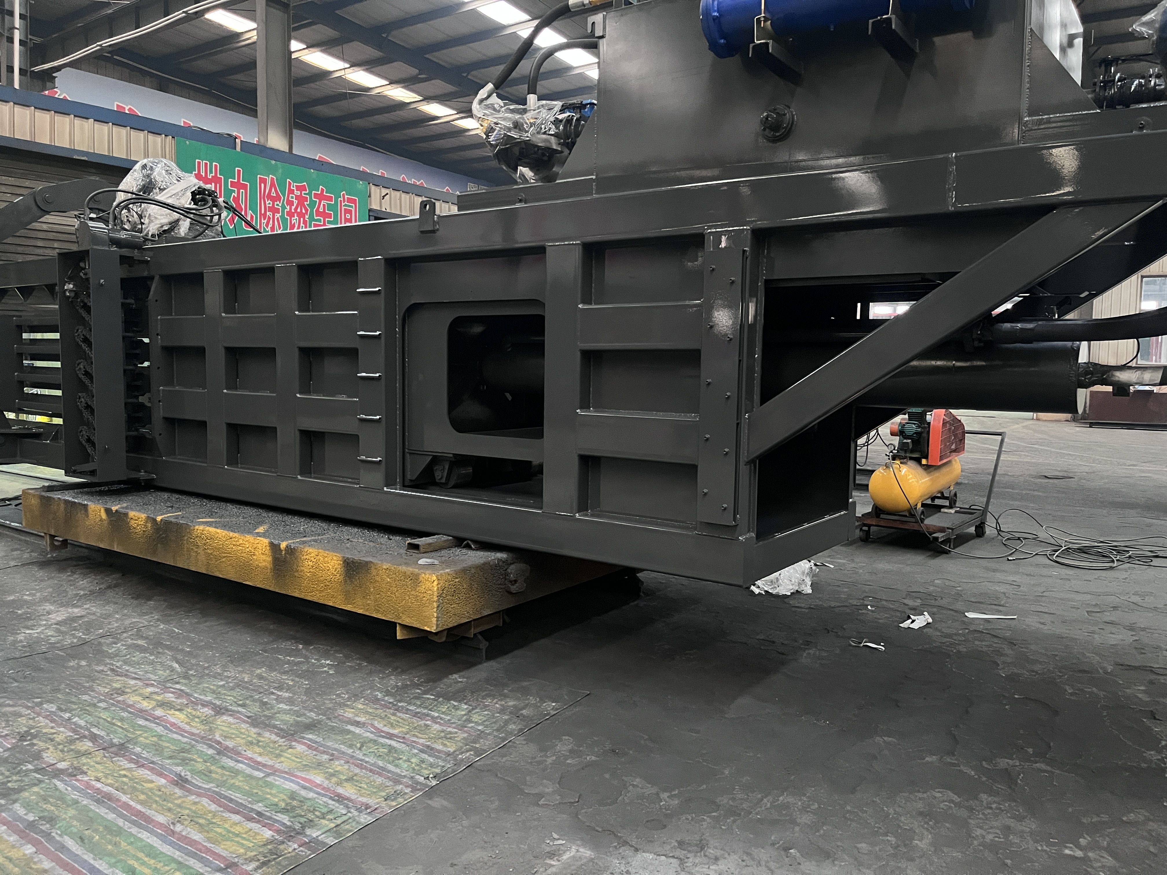 廢紙打包機(jī) 半自動(dòng)打包機(jī) 液壓打包機(jī) 1250打包機(jī) 打包機(jī) 塑料瓶打包機(jī) 打包機(jī)廠家