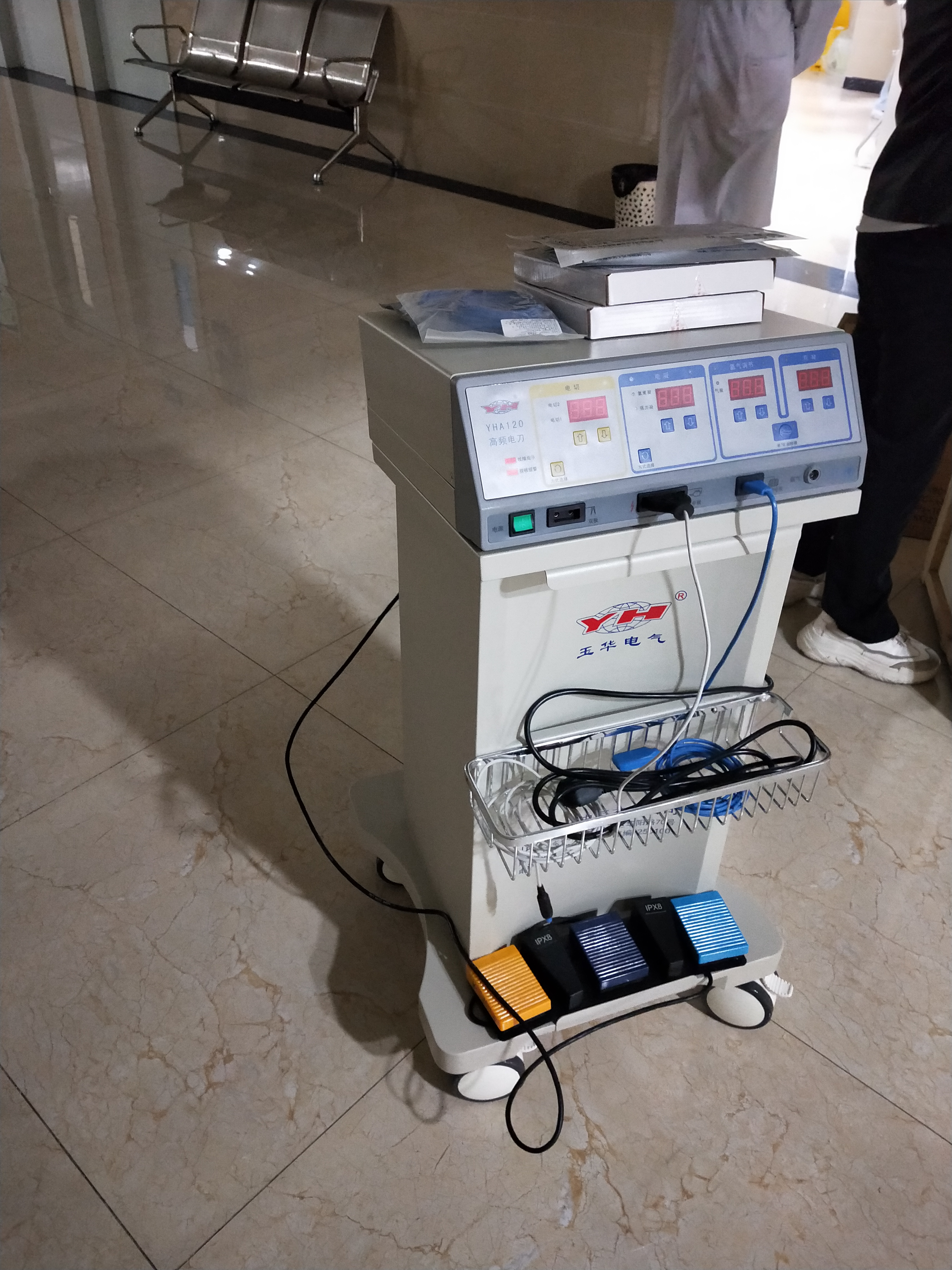 國(guó)產(chǎn)消化內(nèi)窺鏡氬氣電刀價(jià)格 氬氣高頻電刀生產(chǎn)廠家