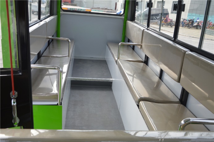 電動(dòng)營(yíng)運(yùn)車YCT17 工業(yè)園區(qū)用的電動(dòng)營(yíng)運(yùn)車