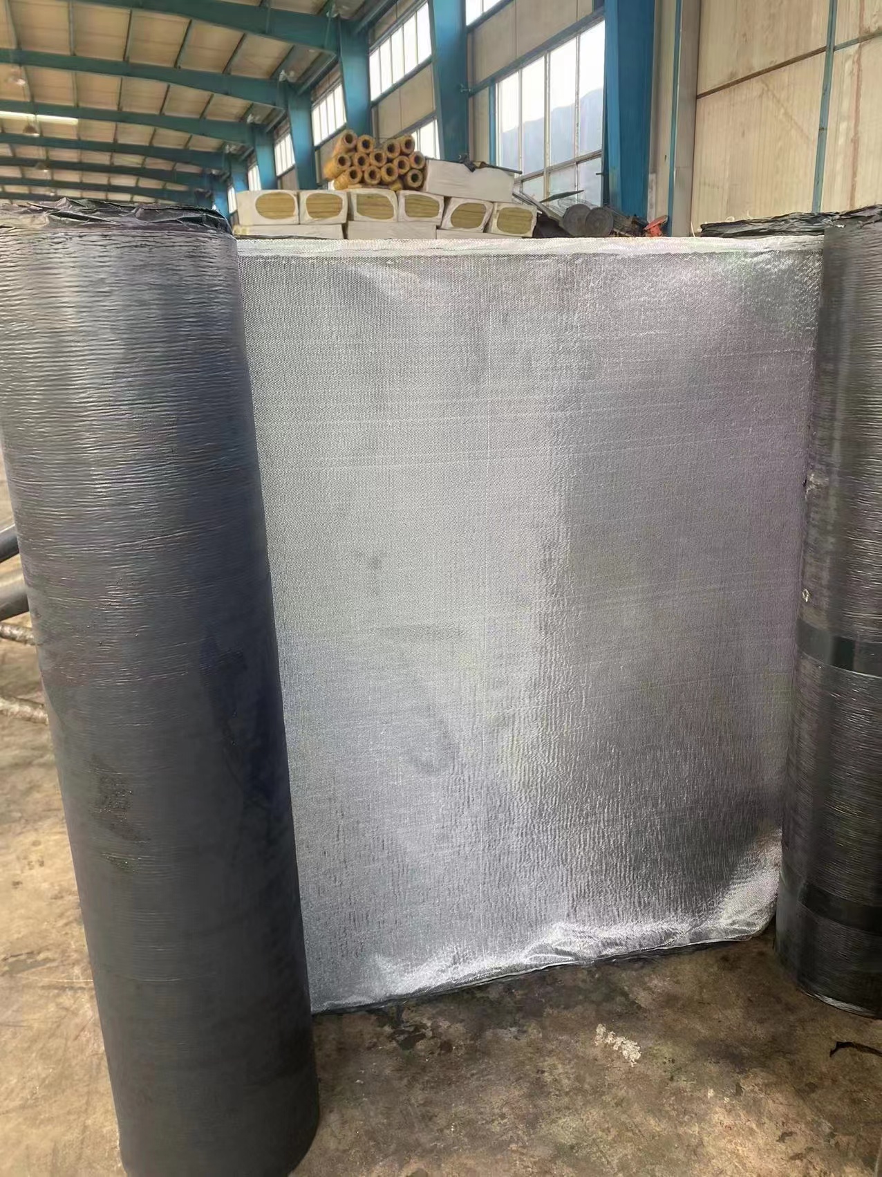 山東道路抗裂貼廠家/供應商/批發(fā)/報價/多少錢【山東晟誼工程材料有限公司】