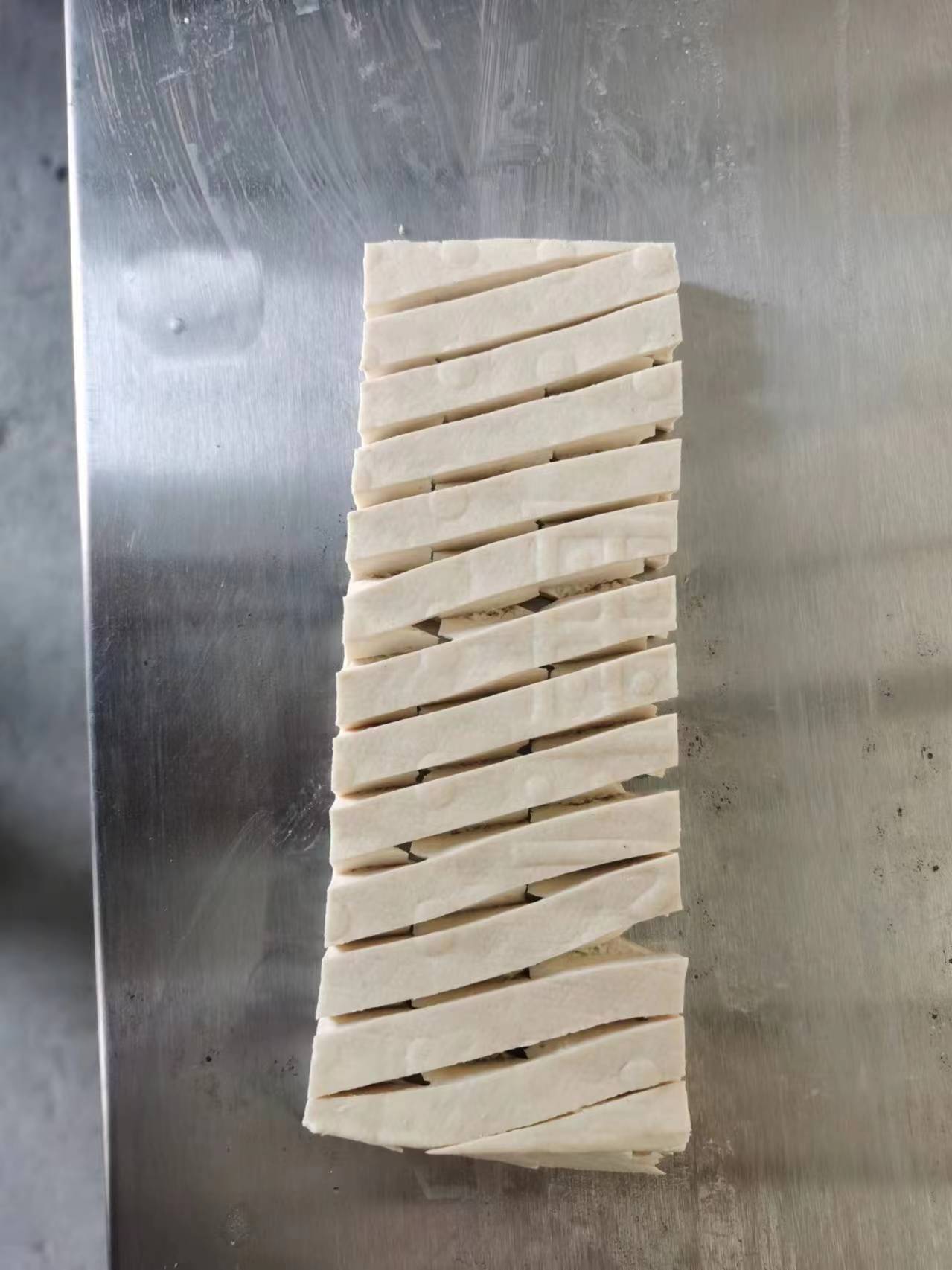 自動(dòng)豆腐干全套設(shè)備 不銹鋼豆干機(jī)  聚能專業(yè)研發(fā)豆干機(jī)