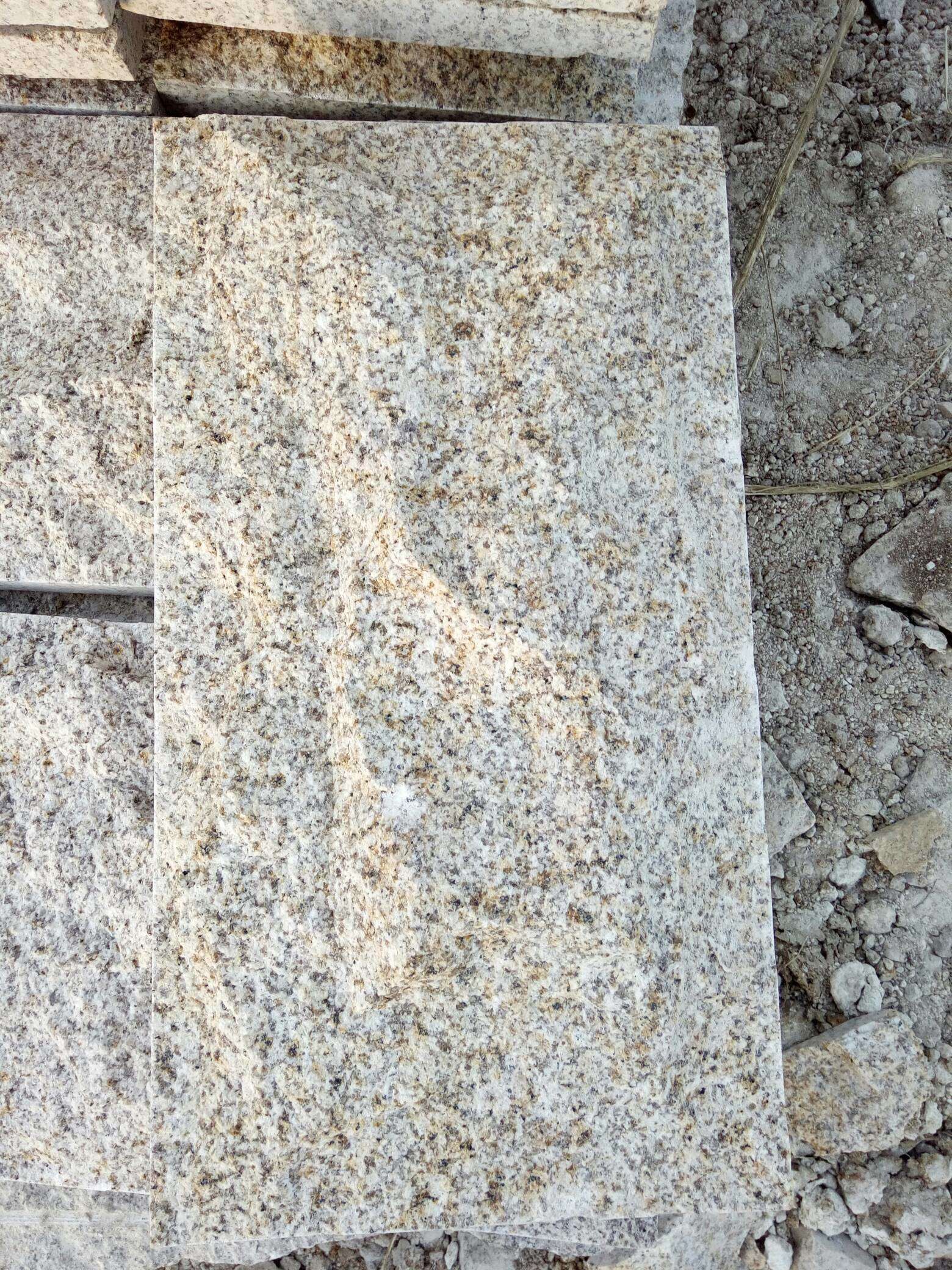 山東蘑菇石自然面廠家供應(yīng)-供應(yīng)商價格-加工價格【汶上縣宏創(chuàng)石材制品廠】