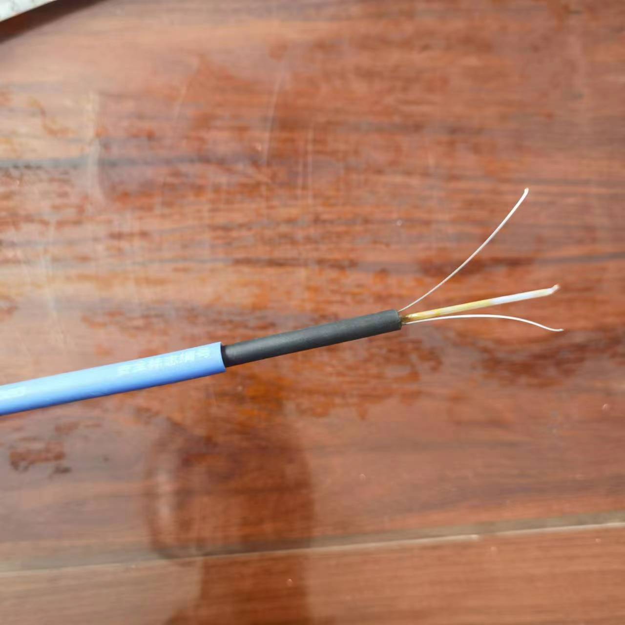 煤礦用通信光纜MGTS-2芯礦用阻燃光纜