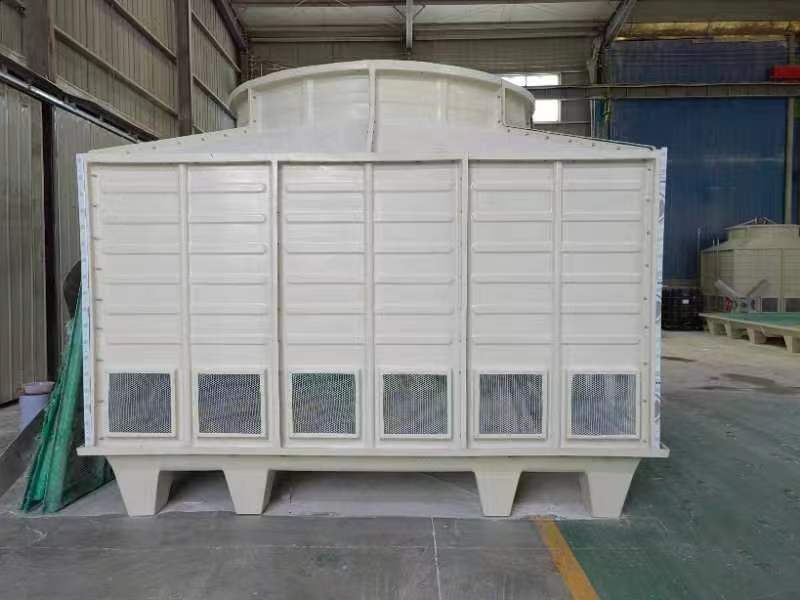 新疆供應(yīng)不銹鋼方形閉式冷卻塔蒸發(fā)冷工業(yè)冷卻散熱塔降溫設(shè)備小型冷水塔