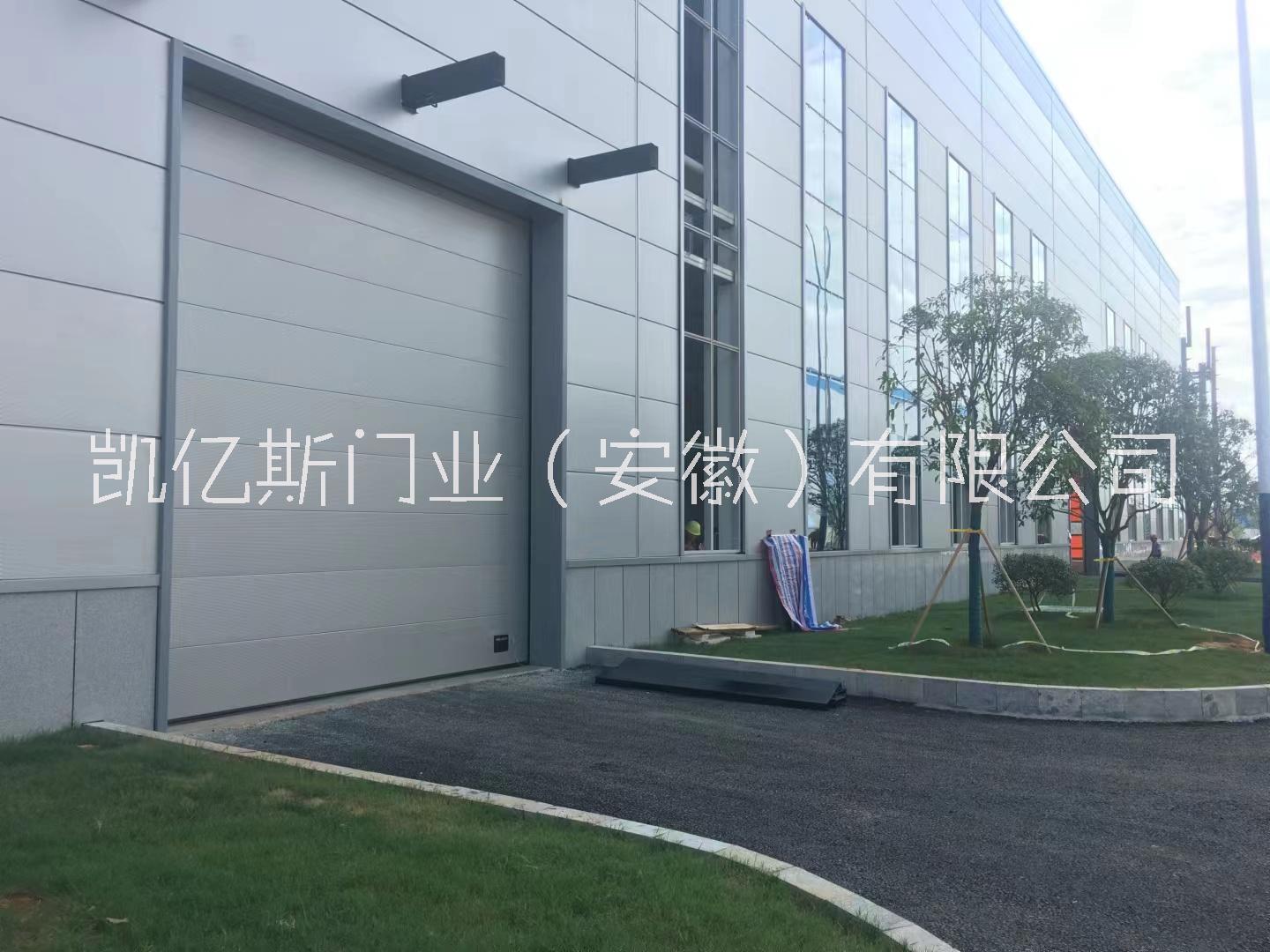工業(yè)滑升門-凱億斯門業(yè)工業(yè)滑升門，質量可靠，性能穩(wěn)定