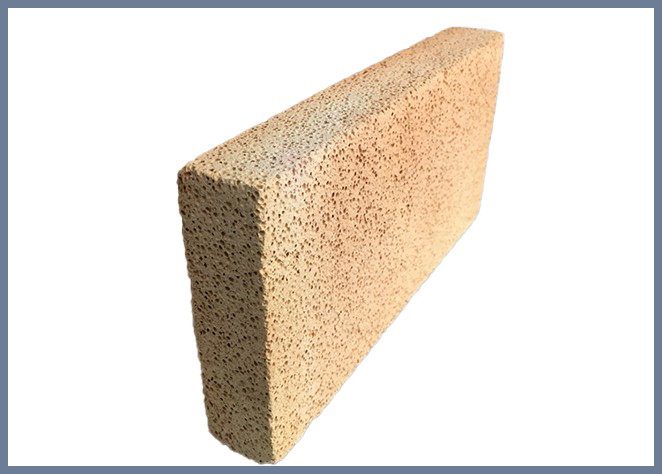 河南輕質(zhì)保溫磚 工業(yè)窯爐輕質(zhì)保溫磚 高強(qiáng)度高鋁聚輕磚供應(yīng)