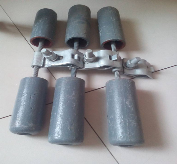 河北電力金具廠家，批發(fā)，報(bào)價(jià)【澳興電力器材有限公司】  聯(lián)結(jié)金具防震錘