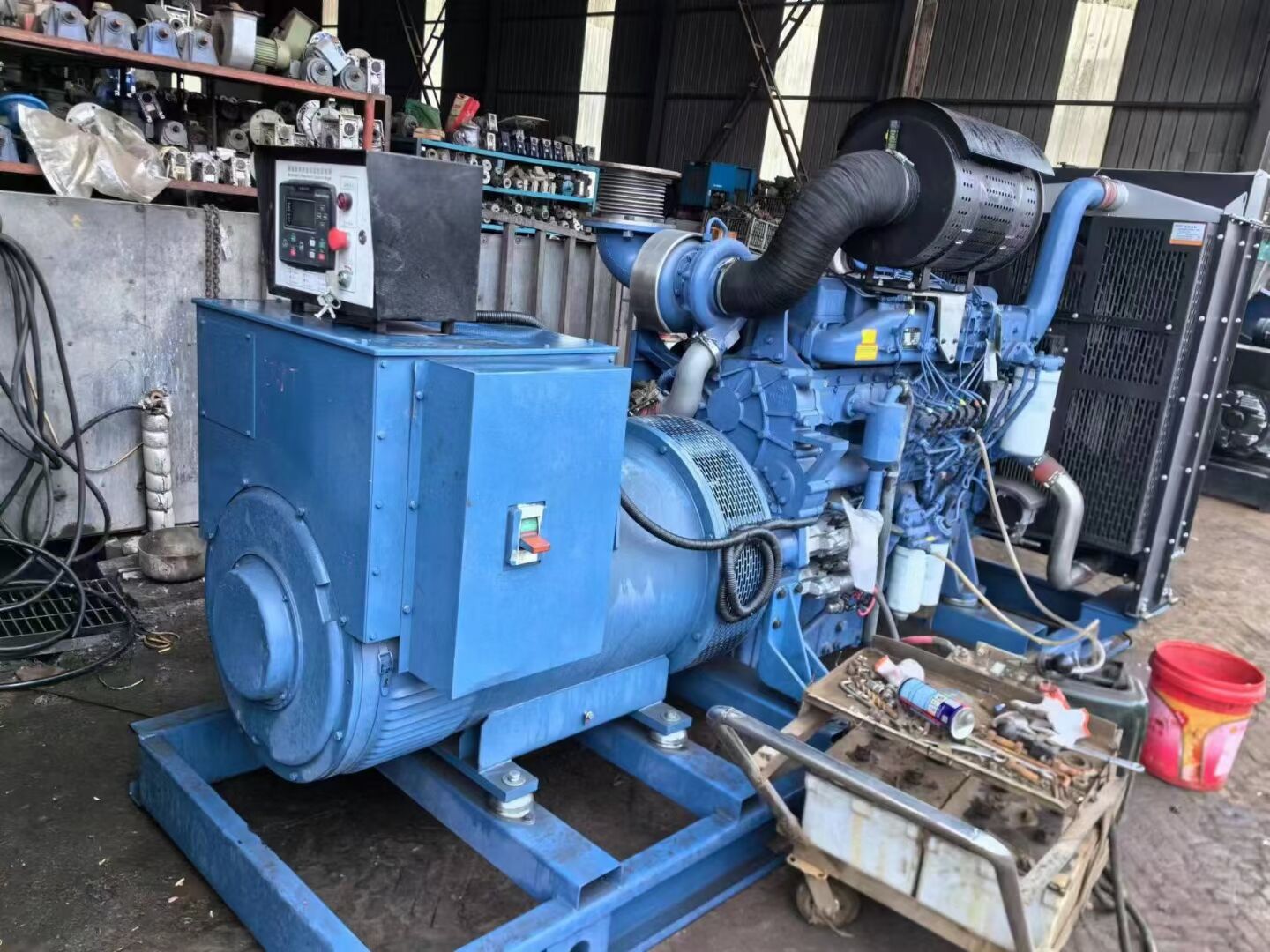 玉柴組420千瓦 780千瓦發(fā)電機(jī)，二手發(fā)電機(jī)組