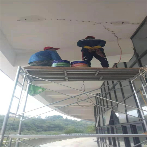 南寧房屋補漏怎樣補裂縫,廣西永固防水補漏公司