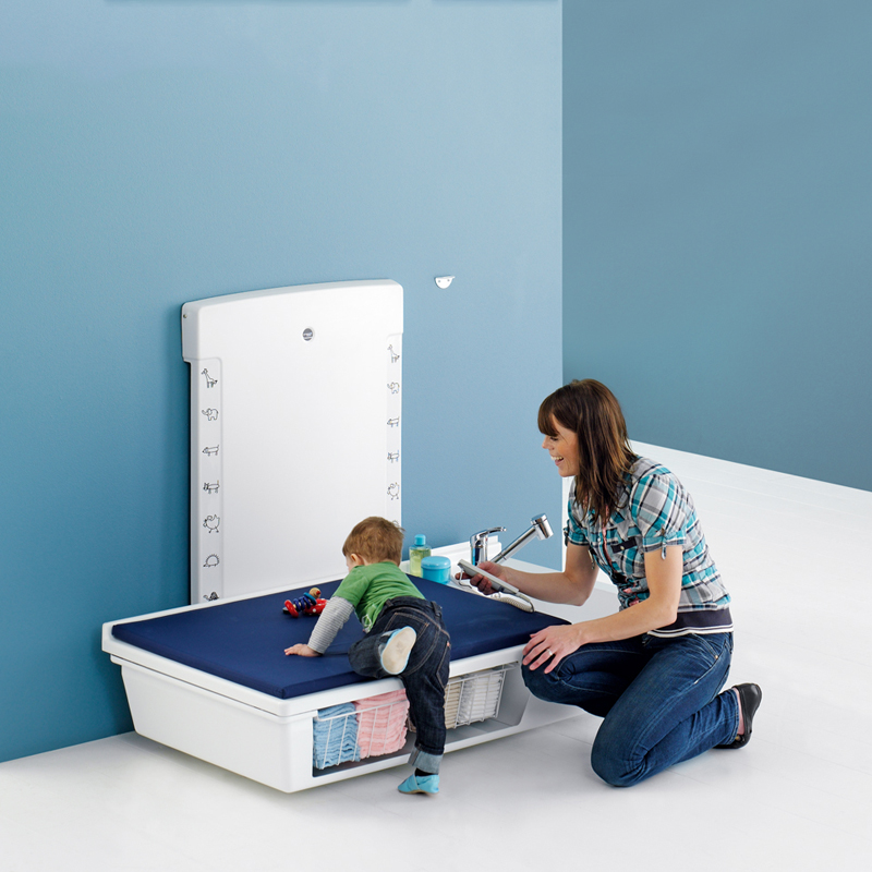 東莞愛樂廠家定制各種兒童嬰兒老人護理臺 壁掛床 升降壁掛椅