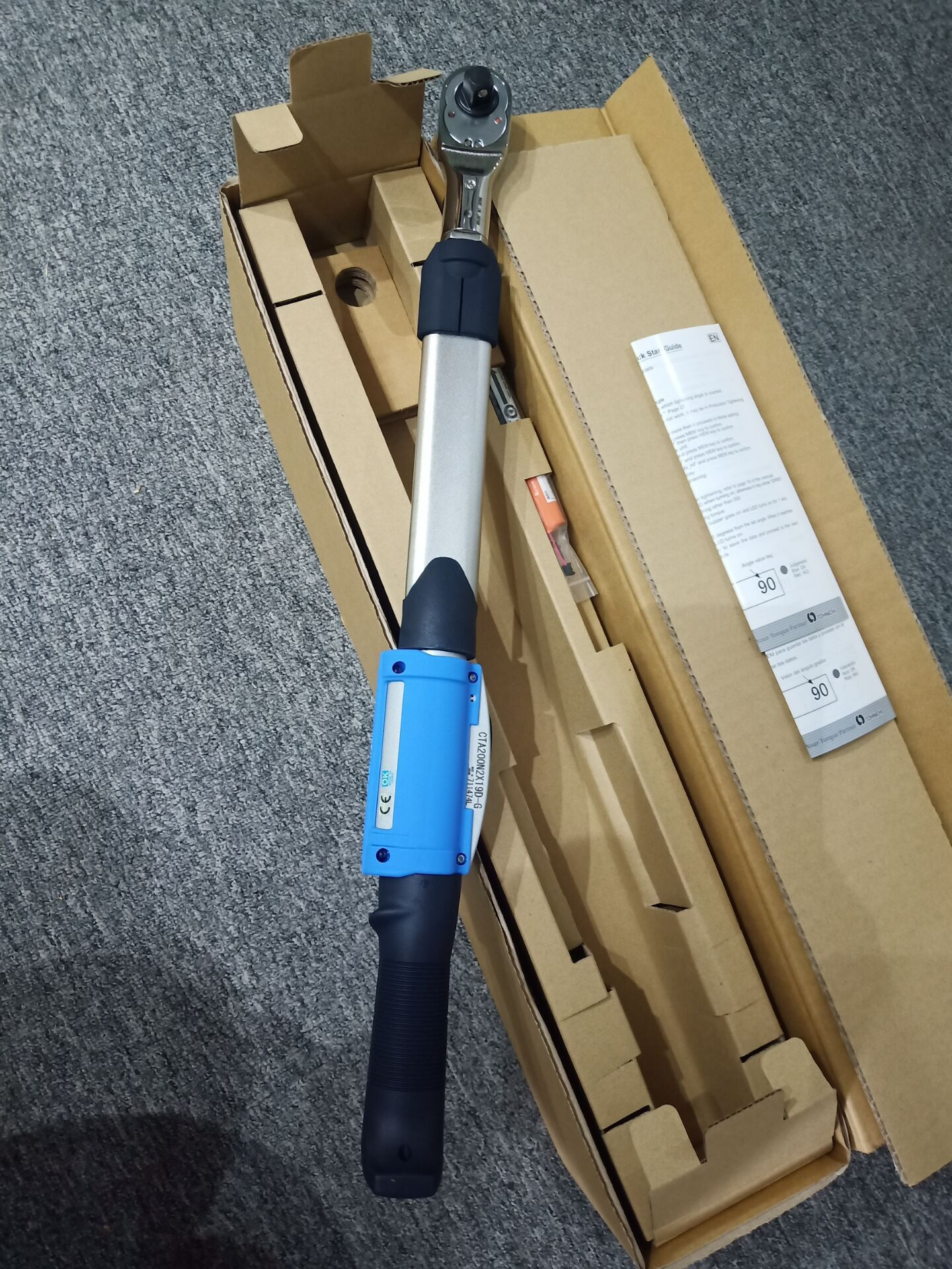 供應(yīng)日本東日數(shù)顯式扭力扳手多少錢、數(shù)顯式扭力扳手供應(yīng)商,江蘇數(shù)顯式扭力扳手,蘇州吉隆(查看)