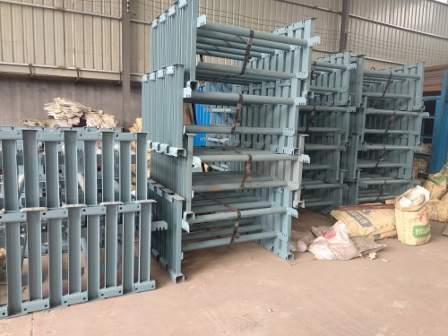 供應泰安H型托輥支架報價 礦用皮帶機H架承載能力大穩(wěn)定性好【泰安博晟礦山機械有限公司】