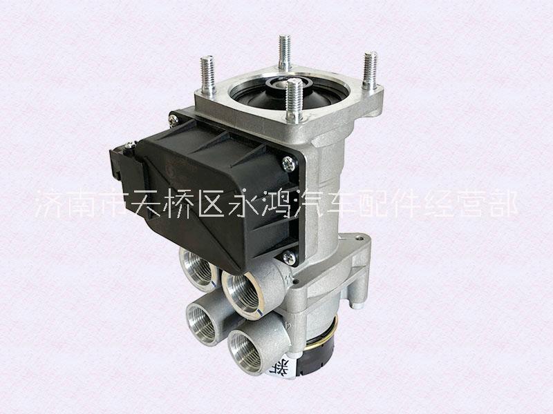 陜汽DZ9L149090002行車制動(dòng)閥/X5000