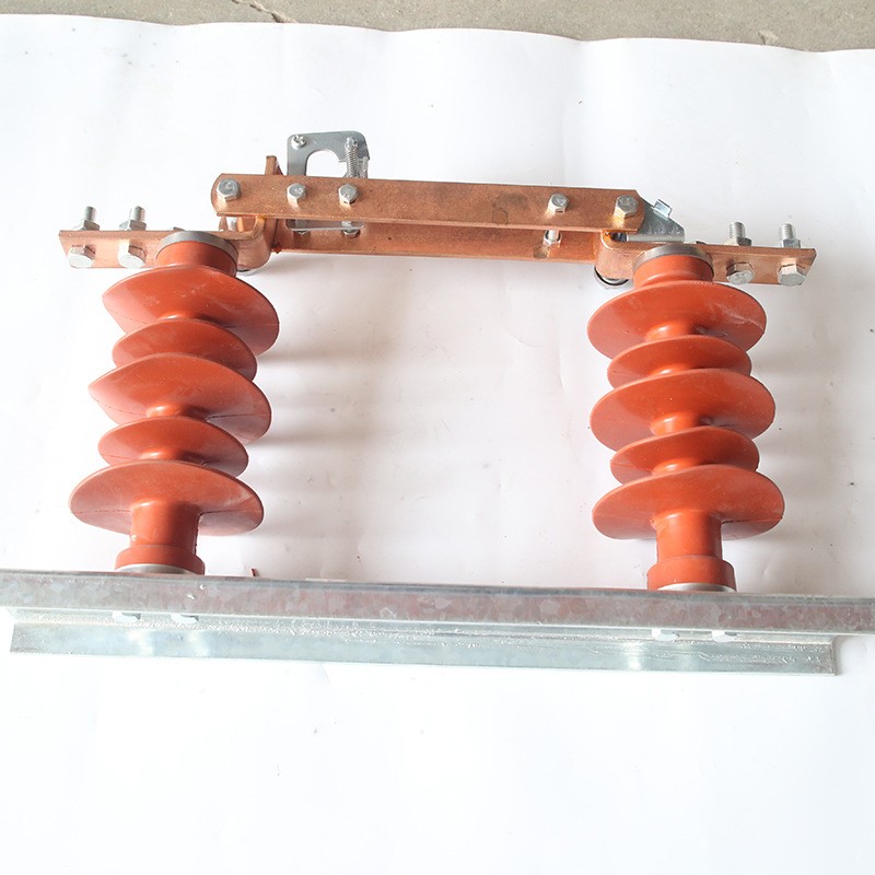 復(fù)合低壓硅膠隔離刀閘開關(guān)、立開式硅膠開關(guān)廠家