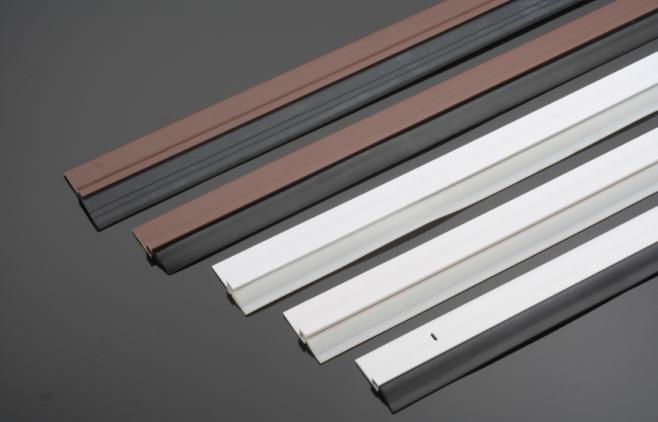 浙江塑料支架配橡膠條銷售，塑料支架配橡膠條電話，塑料支架配橡膠條廠家【寧波市海曙長威五金制品有限公司】